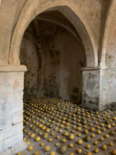 In ruins Itamar Gov