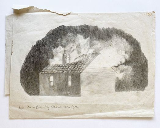 Laura Paoletti, House (But the night sky blooms with fire), 2021, matita su carta invecchiata, 24x31cm, courtesy l’artista.