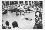 Luca Maria Patella, a Trevi, 1974, autofoto, stampa ai sali d’argento su carta baritata © Luca Maria Patella, courtesy Galleria Il Ponte, Firenze