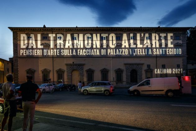 Dal tramonto all'arte, proiezione su Palazzo Vitelli a Sant'Egidio in occasione di CaLibro Festival, a Città di Castello. Photo Andrea Moni.