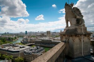 I restauri a Notre-Dame rivelano che venne costruita con tecnologie d’avanguardia