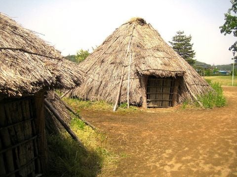 Sanno kakoi iseki, sito archeologico Jomon, @Kumamushi