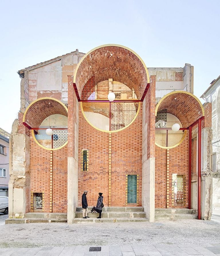 unparelld'arquitectes, Can Sau. Emergency Scenery, Olot. Photo © José Hevia