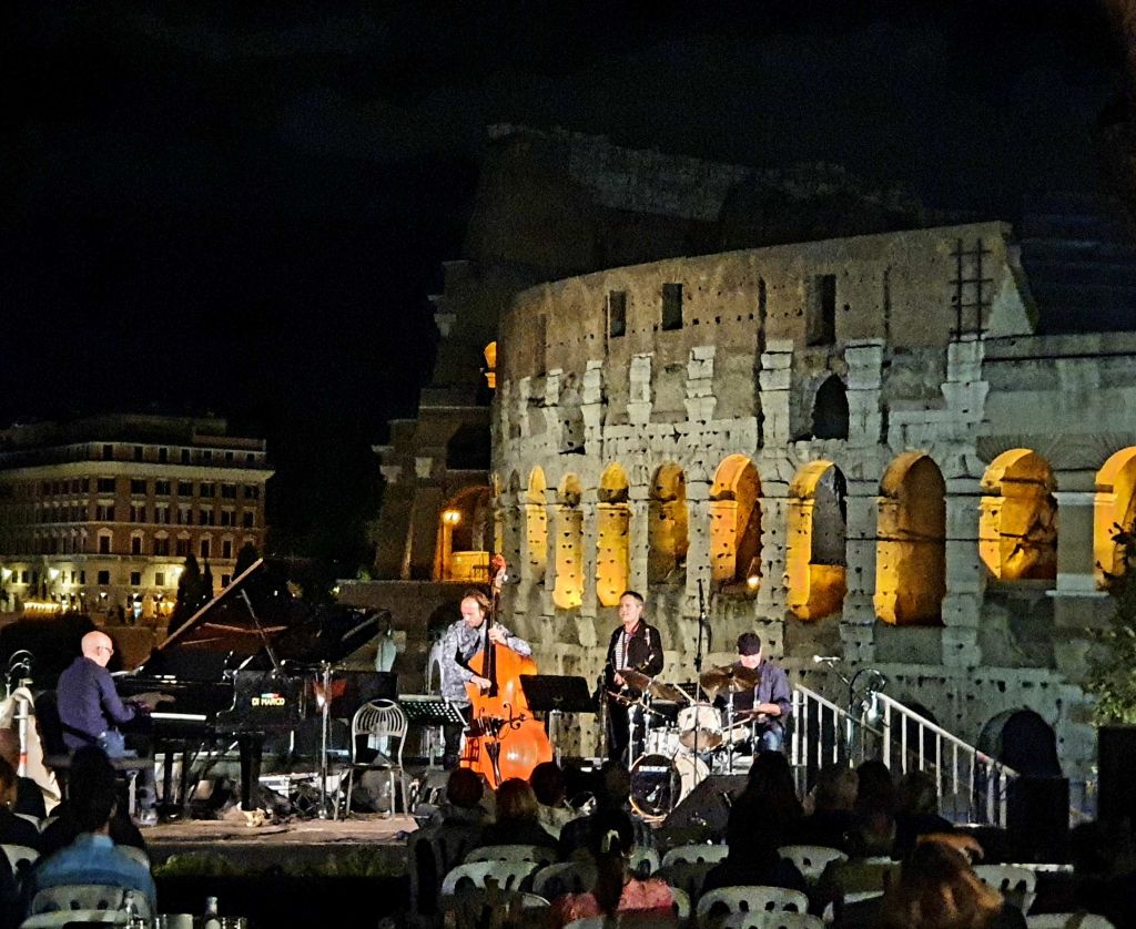 Jazz & Image. A Roma ha aperto il jazz club più panoramico del mondo