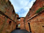 Il terrazzo delle camere di Rocca di Arignano