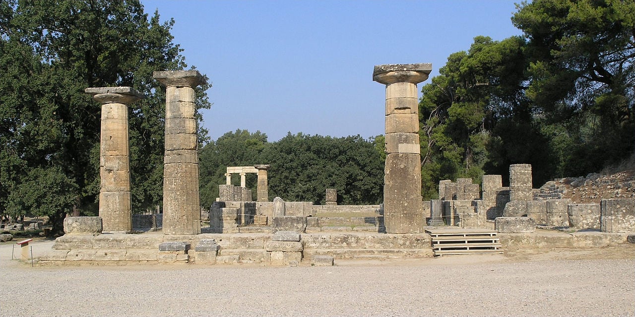 Olympia, Temple of Hera, fotografia Matěj Baťha, CC BY SA 2.5 - fonte Wikipedia