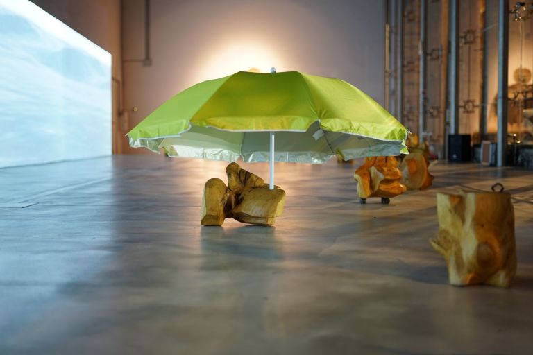 Davide Mancini Zanchi, Mira il mare mà lë. Installation view at Centro Arti Visive Pescheria, Pesaro 2021.Courtesy e photo l’artista