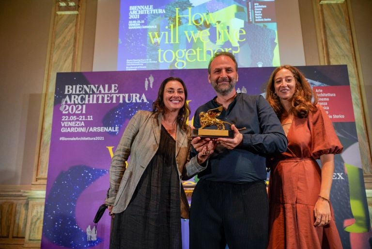 UAE winners Photo by Andrea Avezzu, Courtesy La Biennale di Venezia