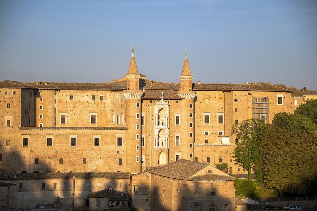 Palazzo Ducale (Urbino) ph. NikonZ7II, fonte Wikipedia