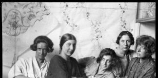 Charlotte Billwiller, Mathilde Flögl, Susi Singer, Marianne Leisching e Maria Likarz, 1924 © MAK