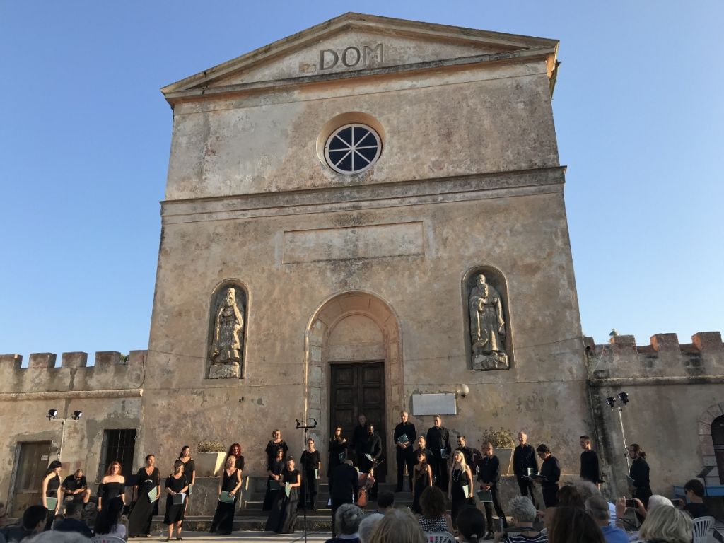 Musica all’Elba. I festival sull’isola, tra trekking musicali montani e una tappa a Pianosa