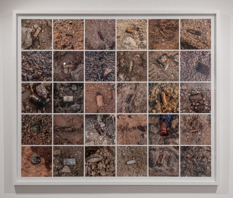 Georges Senga, Le Vide III, 2019, stampa a getto d'inchiostro su carta, 126x126 cm. Photo credit Luca Corgnali. Courtesy ArtNoble Gallery