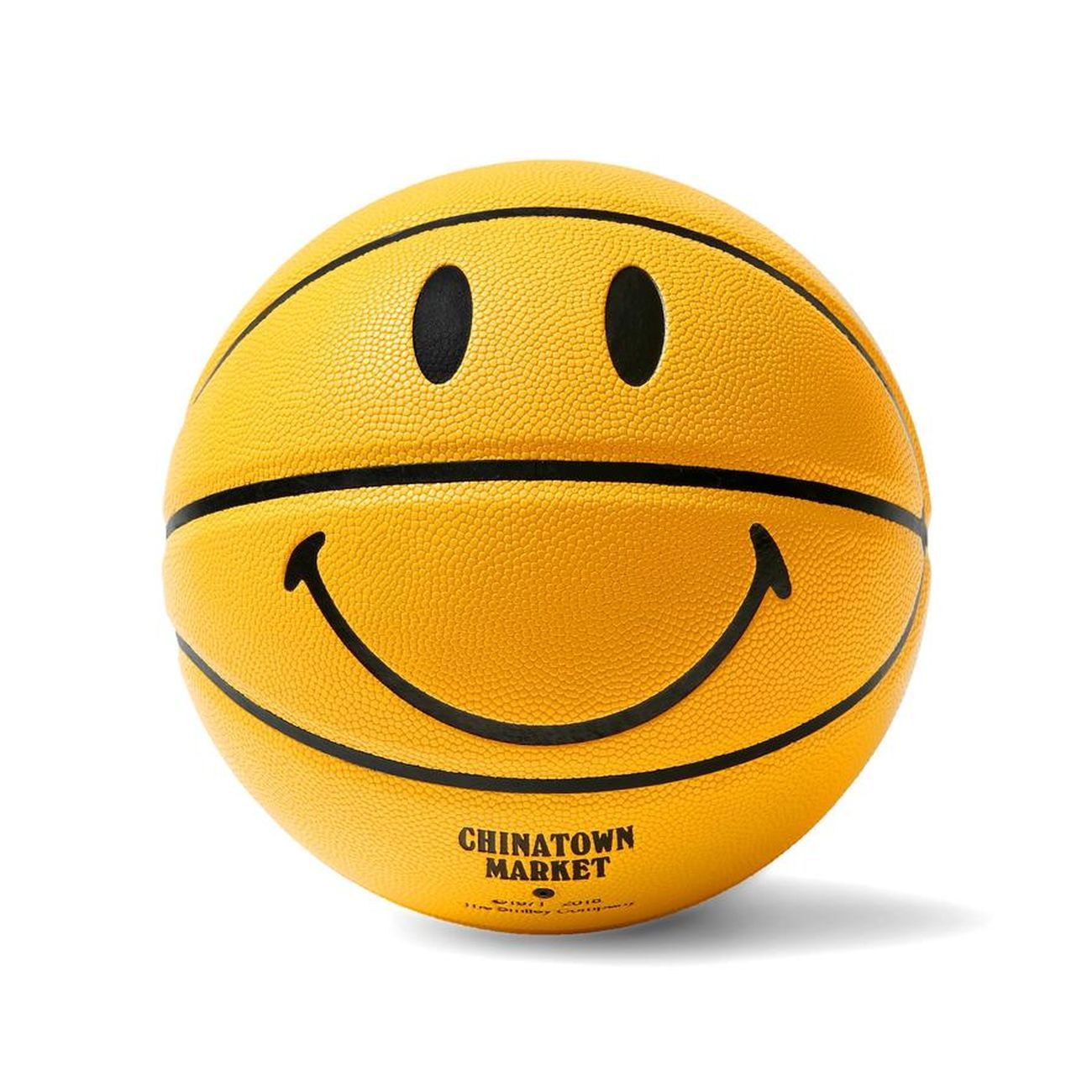 Il pallone da basket con lo smiley di Chinatown Market