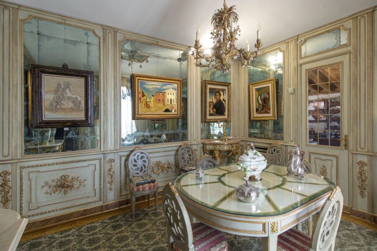 La sala da pranzo, veduta d'installazione, Villa Cerruti, Rivoli, 2019. Photo Antonio Maniscalco