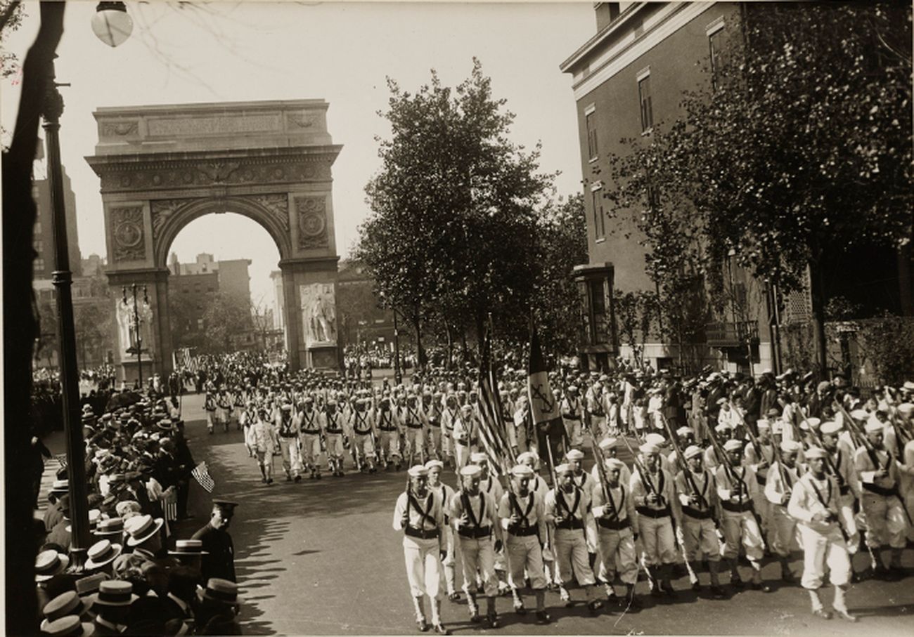 Labor Day Parade, New York City, 14 settembre 1918. Photo International Film Service