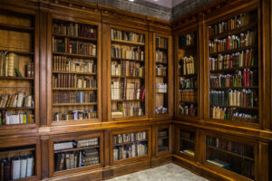 Alla Biblioteca Braidense di Milano ricostruito lo studio di Umberto Eco
