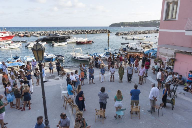 Panorama. Adrian Paci. Installation view in Procida, 2021. Courtesy Italics. Photo Barbara Rossi