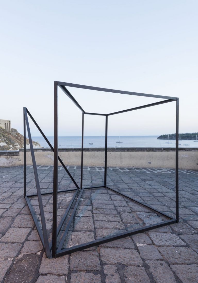 Panorama. Paolo Icaro. Installation view in Procida, 2021. Courtesy Italics. Photo Barbara Rossi