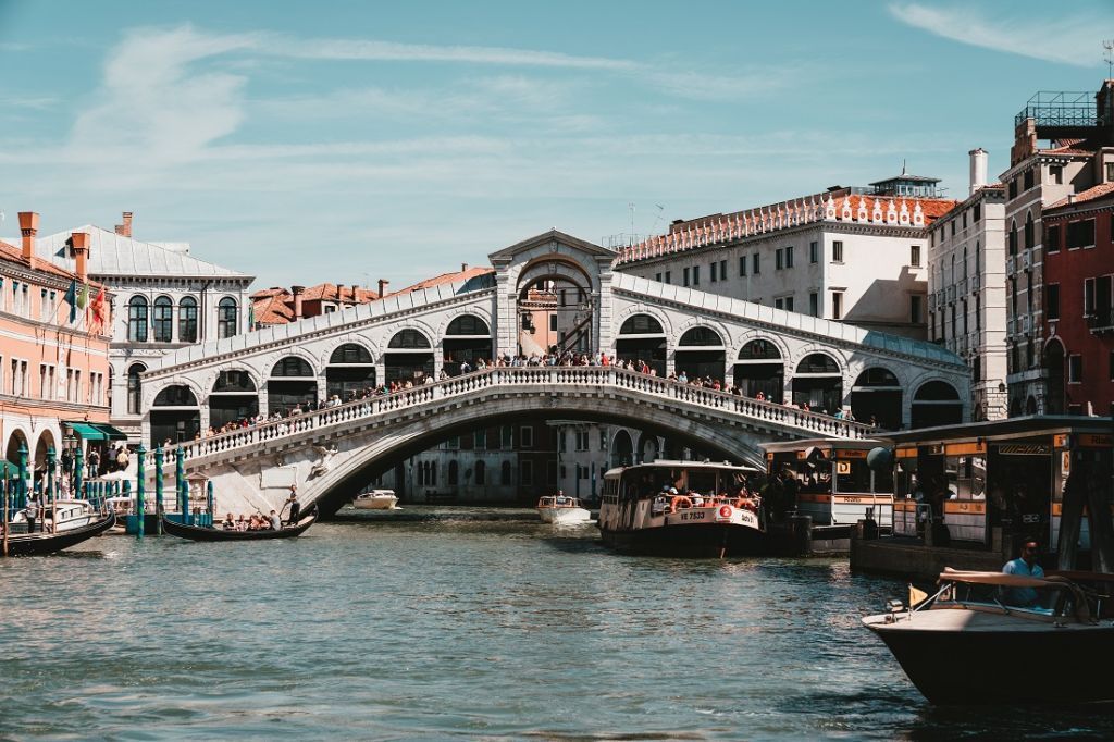 Turismo e cultura: una questione spinosa per l’Italia
