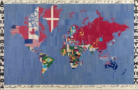 Alighiero Boetti Mappa 1983 1984 ricamo su tessuto 116 x 178 cm 2048x1338 1 10 gallerie da andare a vedere a Parigi durante la fiera Fiac
