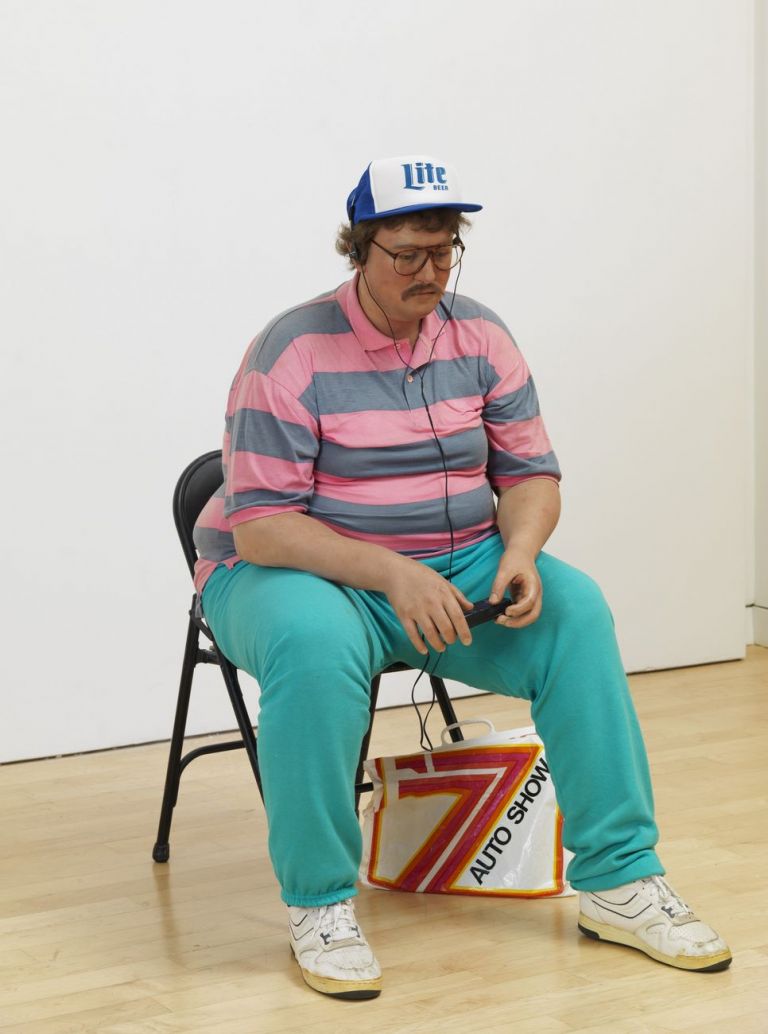 Duane Hanson, Man with Walkman, 1989. Image courtesy Gagosian Gallery © 2021, ProLitteris, Zurich