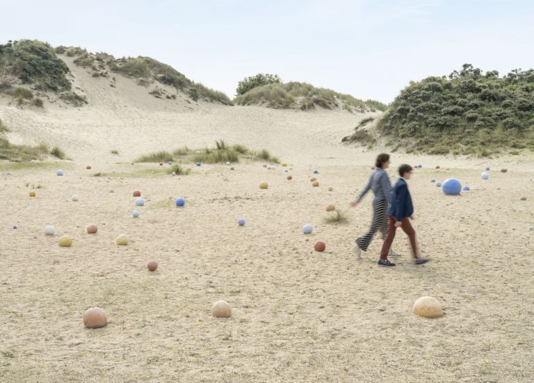 Heidi Voet, White Dwarfs and Supergiants, 2021. Installation view at Beaufort21, Koksijde, 2021. Photo Steven Decroos