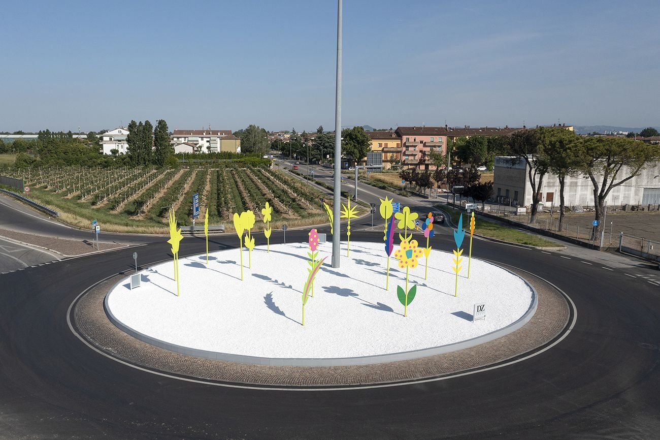 Massimo Sansavini, Rotonda dei fiori, 2021. Fondzione Dino Zoli, Forlì. Photo Andrea Fiumana