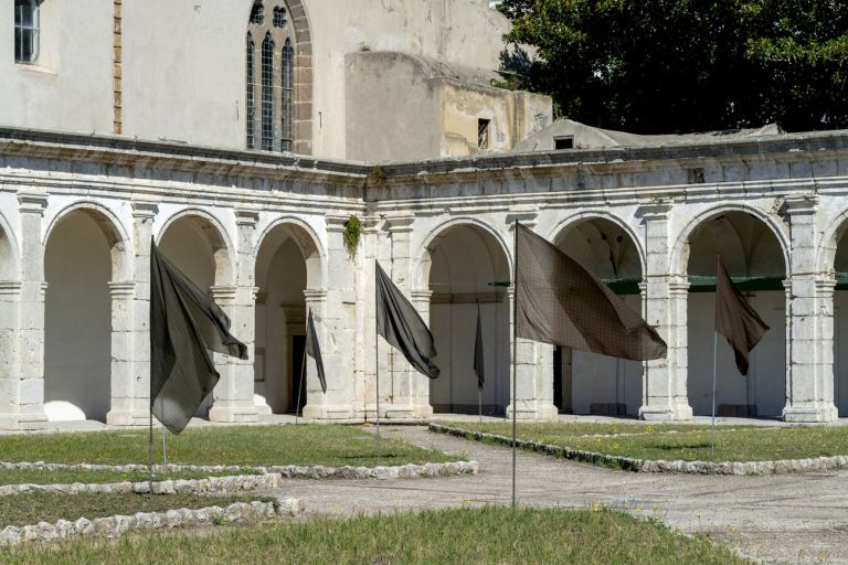 Paolo Cirio, Climate Culpable. Installation view at Certosa di San Giacomo, Capri 2021. Photo credits Amedeo Benestante