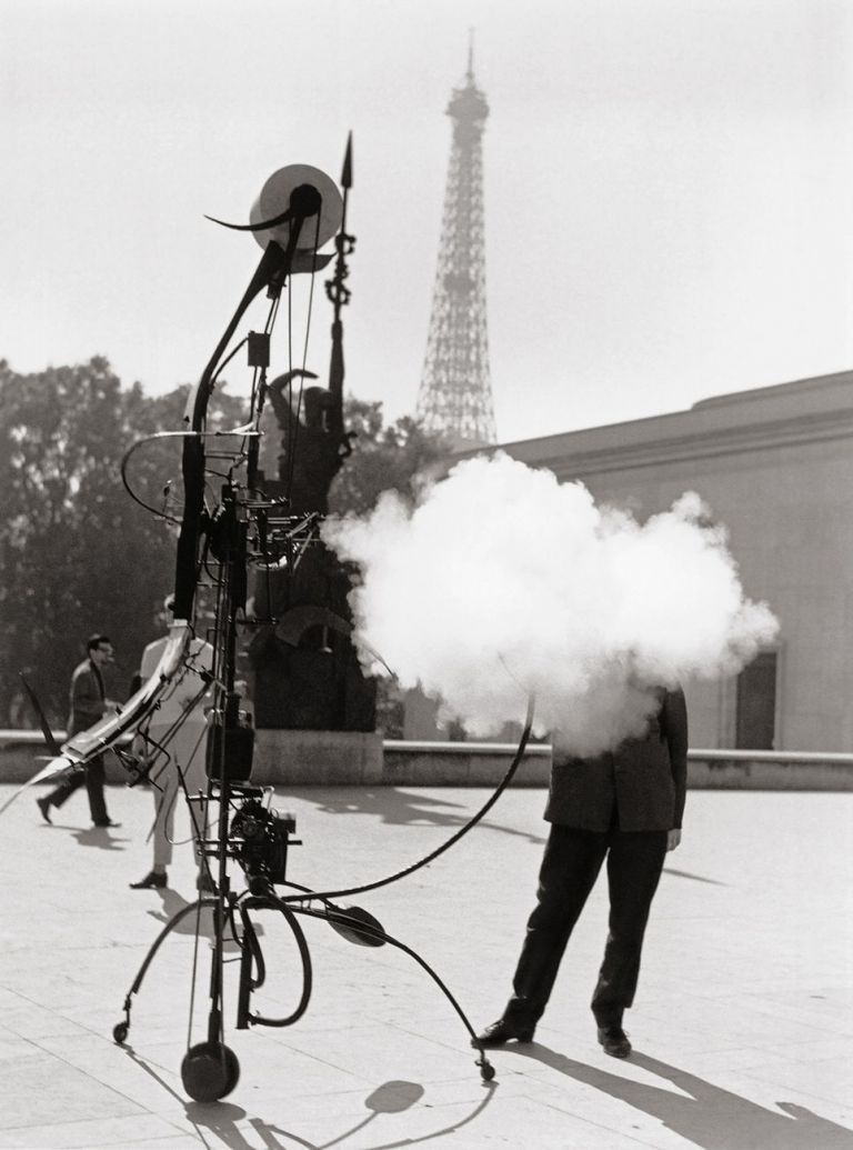 Robert Doisneau, Tinguely. Portrait de l’artiste, Paris, 1959 © Robert Doisneau – Gamma Rapho