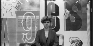 Sitting on the ground, co_atto 2021, vetrina di Libri Finti Clandestini e 5X Letterpress, photo Antonio Silvestri