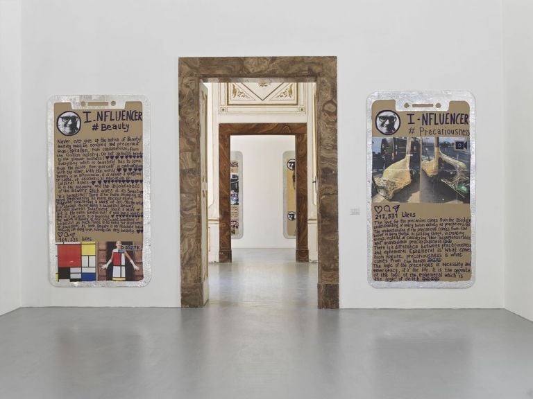 Thomas Hirschhorn. I-nfluencer-Poster. Exhibition view at Alfonso Artiaco, Napoli 2021. Courtesy Alfonso Artiaco, Napoli. Photo Grafiluce