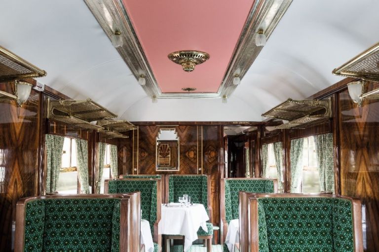 Wes Anderson British Pullman A Luxury Train England Wes Anderson disegna la carrozza di un treno anni ‘20 del marchio di lusso Belmond