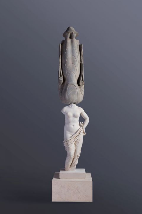 XU ZHENR Eternity New 40403 Stone Statu e Aphrodite Holding Her Drapery 2016 18 artisti per Valentino: con Re-Signify Part II Beijing, Pierpaolo Piccioli è a Pechino