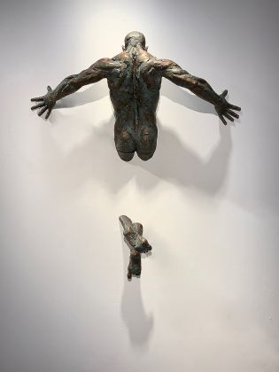Matteo Pugliese, Dragonfly, 2019, Bronzo, 118 x 104 x 22 cm