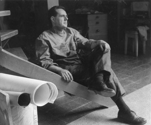 Francesco Somaini nel suo studio, 1960 (ph. Aldo Barilli, StudioBaccarini,Milano, courtesy Archivio Francesco Somaini)