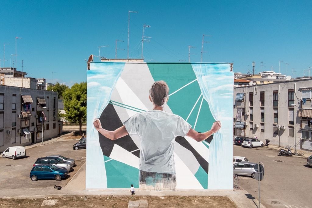 Street art a Taranto. I murales di T.R.U.St. nella città capitale europea del genere. Le foto