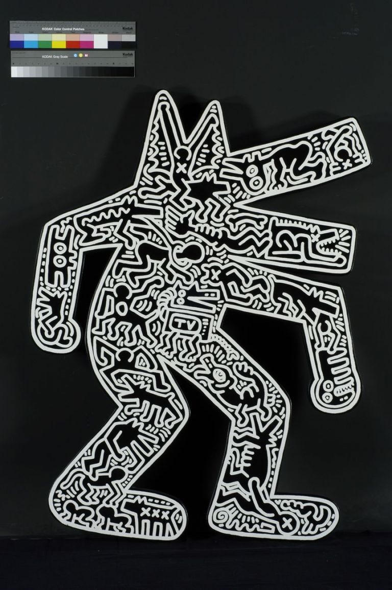 Keith Haring, Dog, 1986. Acrilico, serigrafia su legno, 127 x 96 x 4 cm. Ed. 415. Courtesy of Nakamura Keith Haring Collection © Keith Haring Foundation