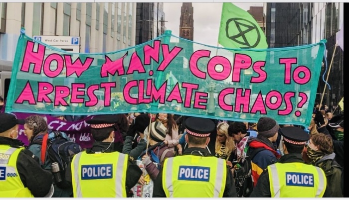Manifestazione durante la COP26