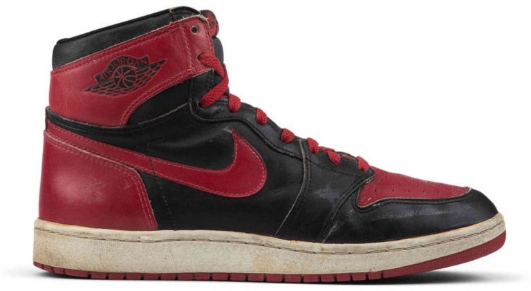 Nike Jordan 1 Retro High OG Bred