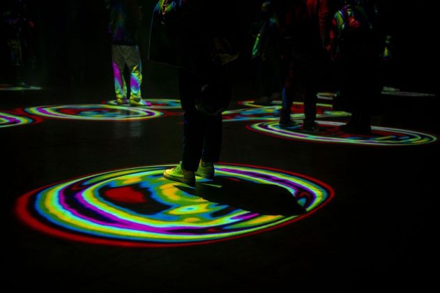 Pepper’s Ghost & Sila Sveta. Aura _ Immersive Light Experience. Exhibition view at Fabbrica del Vapore, Milano 2021
