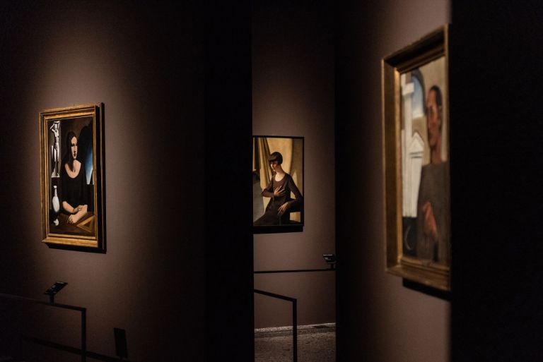Realismo Magico. Exhibition view at Palazzo Reale, Milano 2021. Photo © Carlotta Coppo