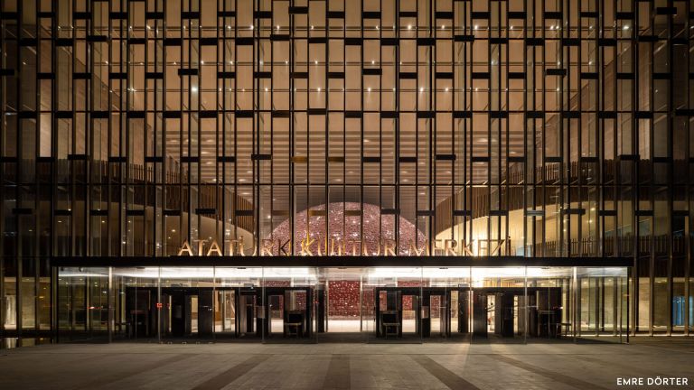 Apre a Istanbul il nuovo Atatürk Cultural Center