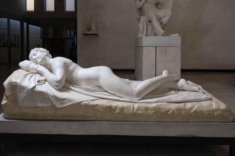 02 Antonio Canova Ninfa dormiente 1820 Museo Gypsotheca Antonio Canova Possagno TV Canova. Tra innocenza e peccato: la lettura del Mart porta il contemporaneo ai piedi del maestro