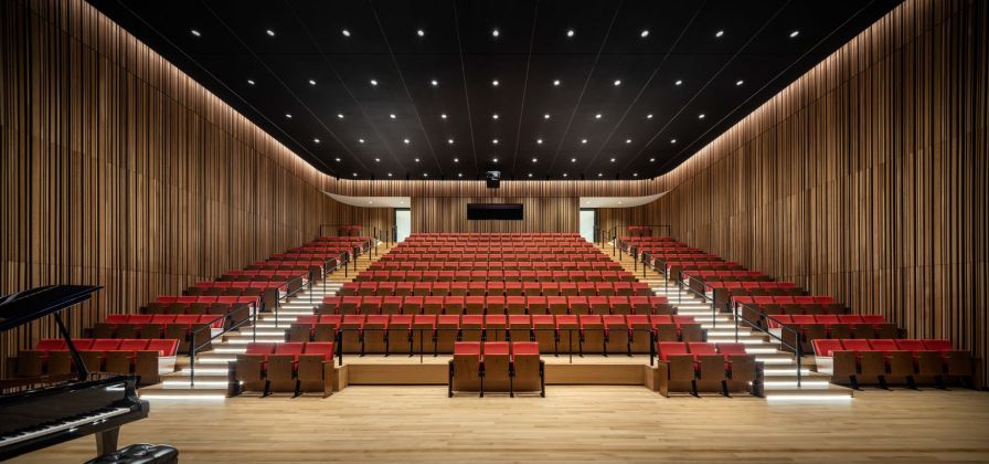 L'auditorium, Image by Trent Bell
