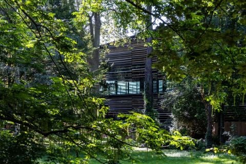 Musée départemental AlbertKahn, bâtiment conçu par l’architecte japonais Kengo Kuma © CD92/Julia Brechler