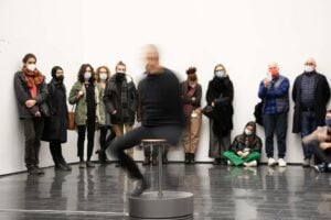 Tu mi fai girar. La performance di Giovanni Morbin al Mart