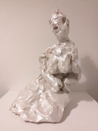 Angela Maria Piga, Tacita Muta, 2020, terracotta, cm 49,5x26x32