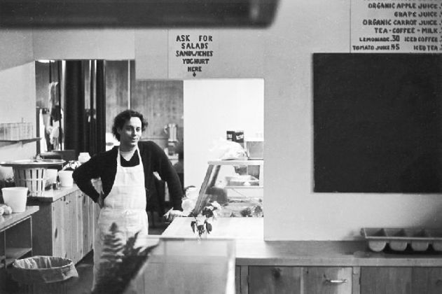 Carol Goodden, Tina Girouard e Gordon Matta-Clark, Food, 1971