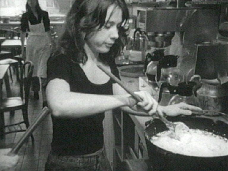 Carol Goodden, Tina Girouard e Gordon Matta-Clark, Food, 1971