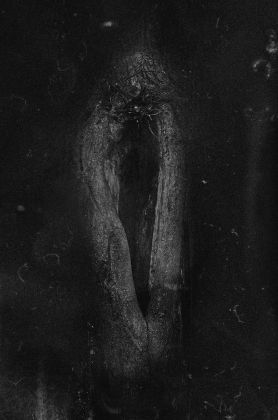 Dimitra Dede. Ápeiron. Exhibition view at Spot Home Gallery, Napoli 2021 © Dimitra Dede